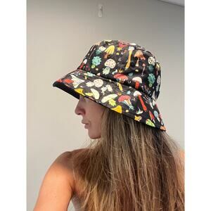 Mushroom Print Bucket Hat Women's Small